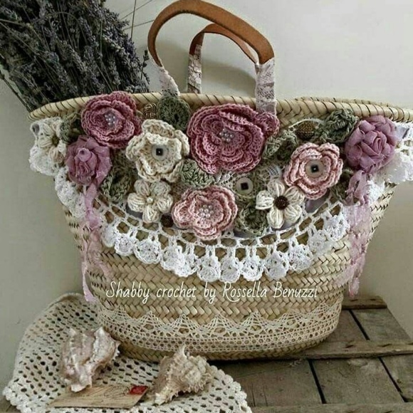 Granny style handmade flower bags - Picture 6 of 7